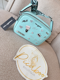Bolsa crossbody Karl Lagerfeld color menta con aplicaciones