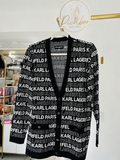 Cárdigan Karl Lagerfeld negro con letras blancas