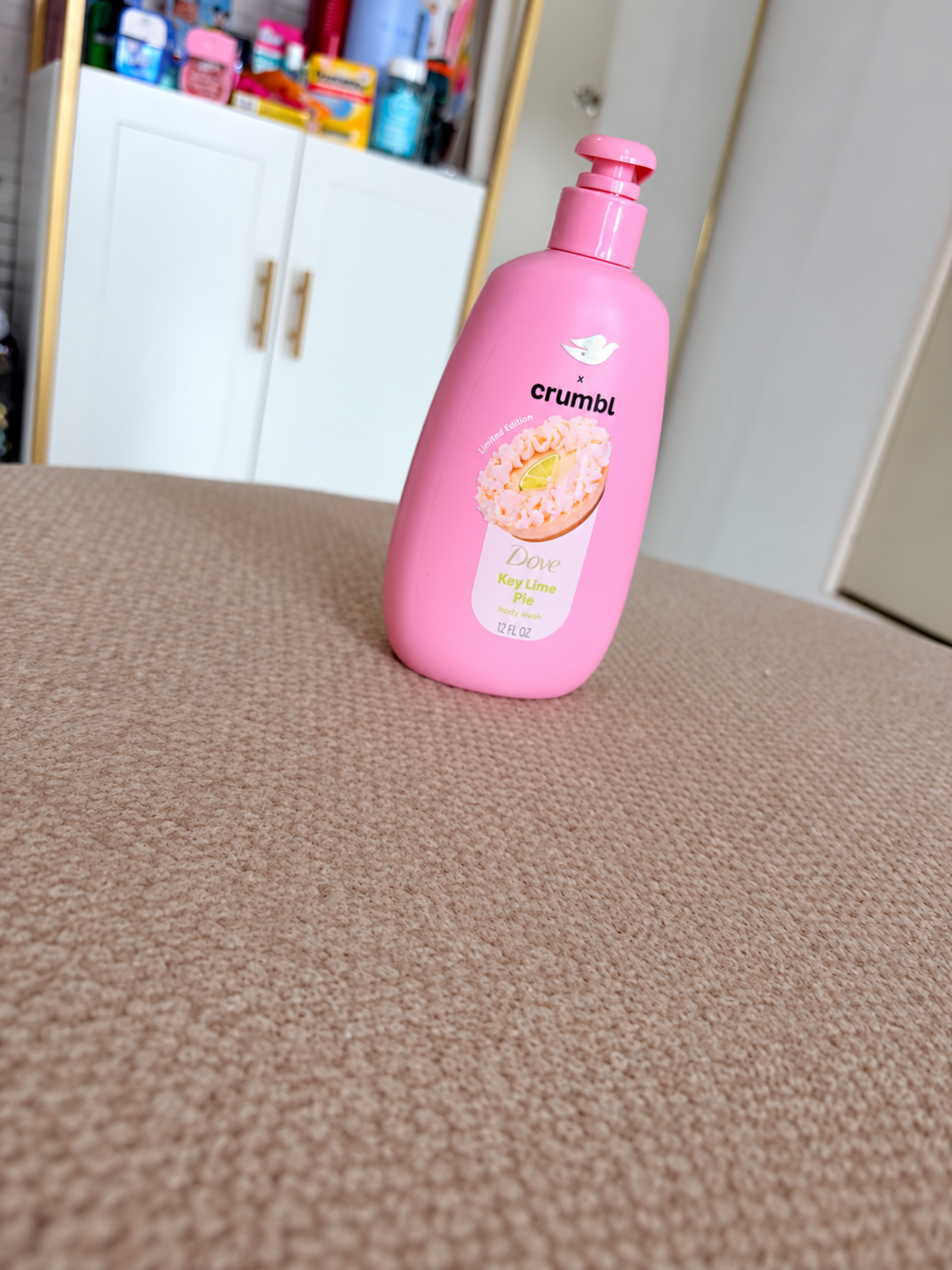 Dove x Crumbl Key Lime Pie — jabón para manos 12 fl oz