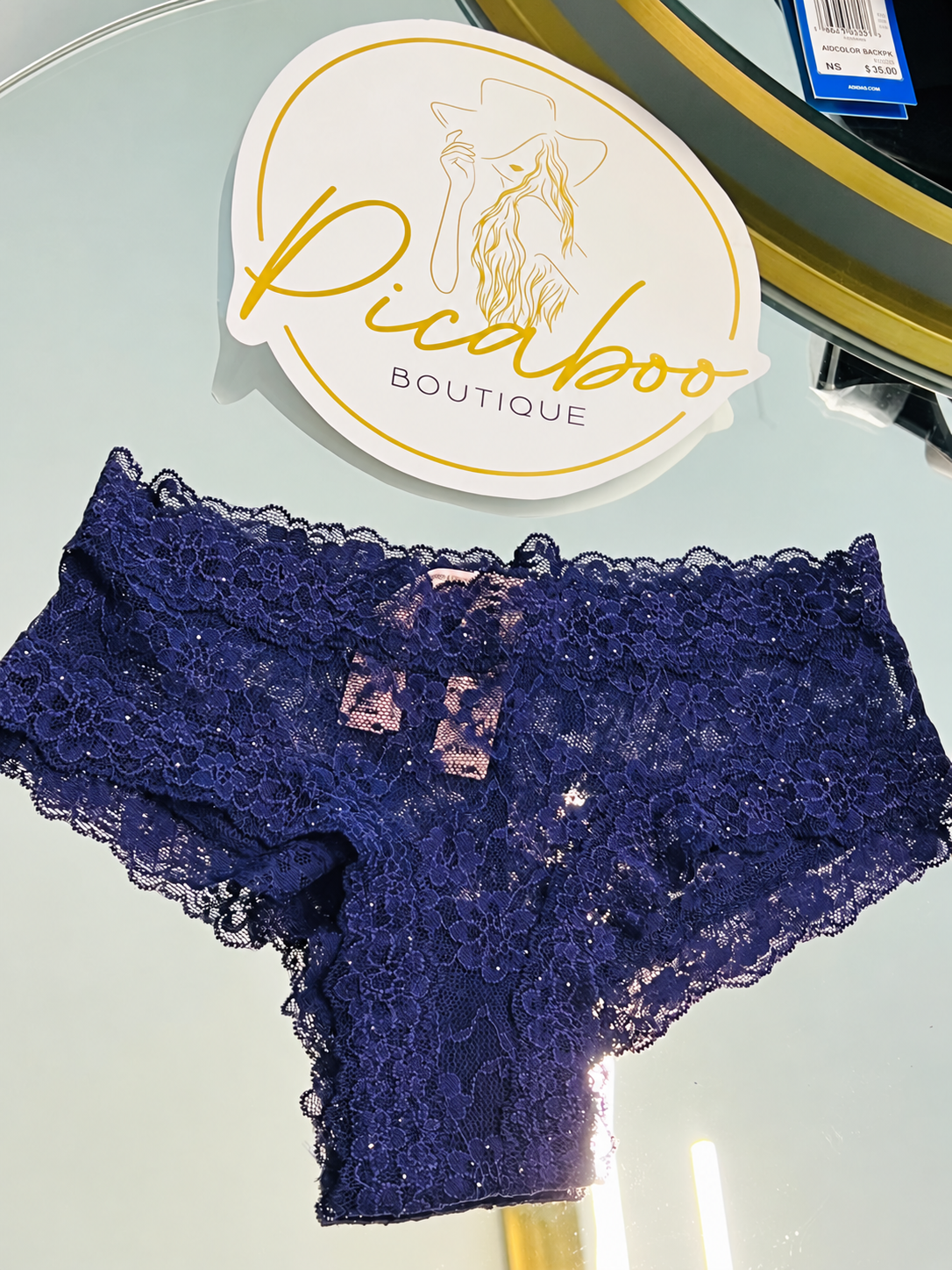Panty de encaje azul marino