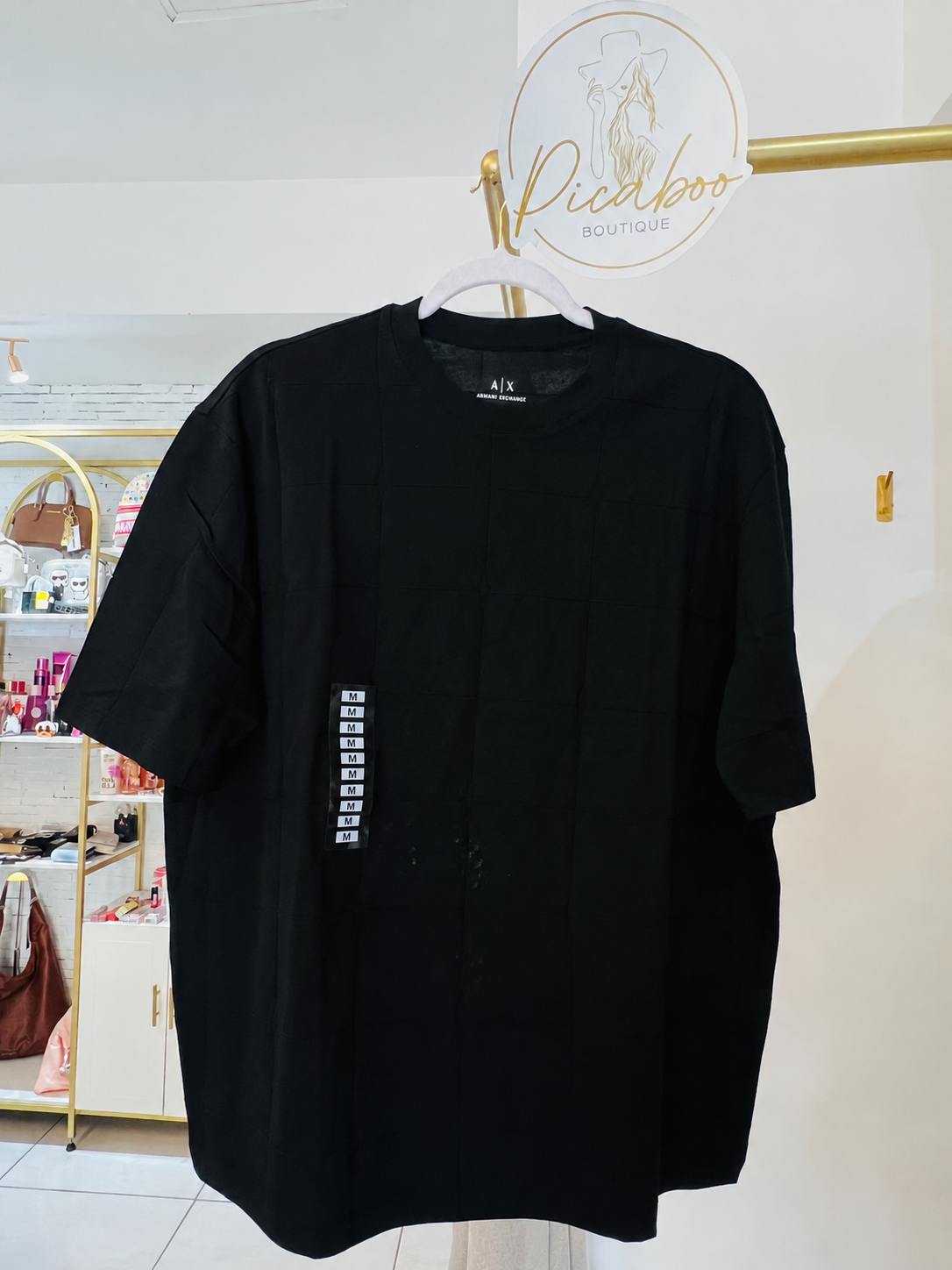 Playera Armani Exchange negra con patrón de cuadros, talla M