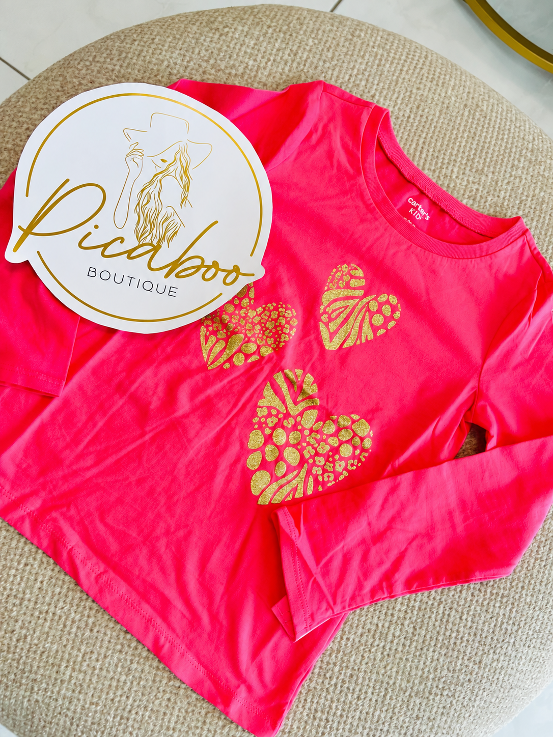 Playera Carter's rosa con corazones dorados para niña