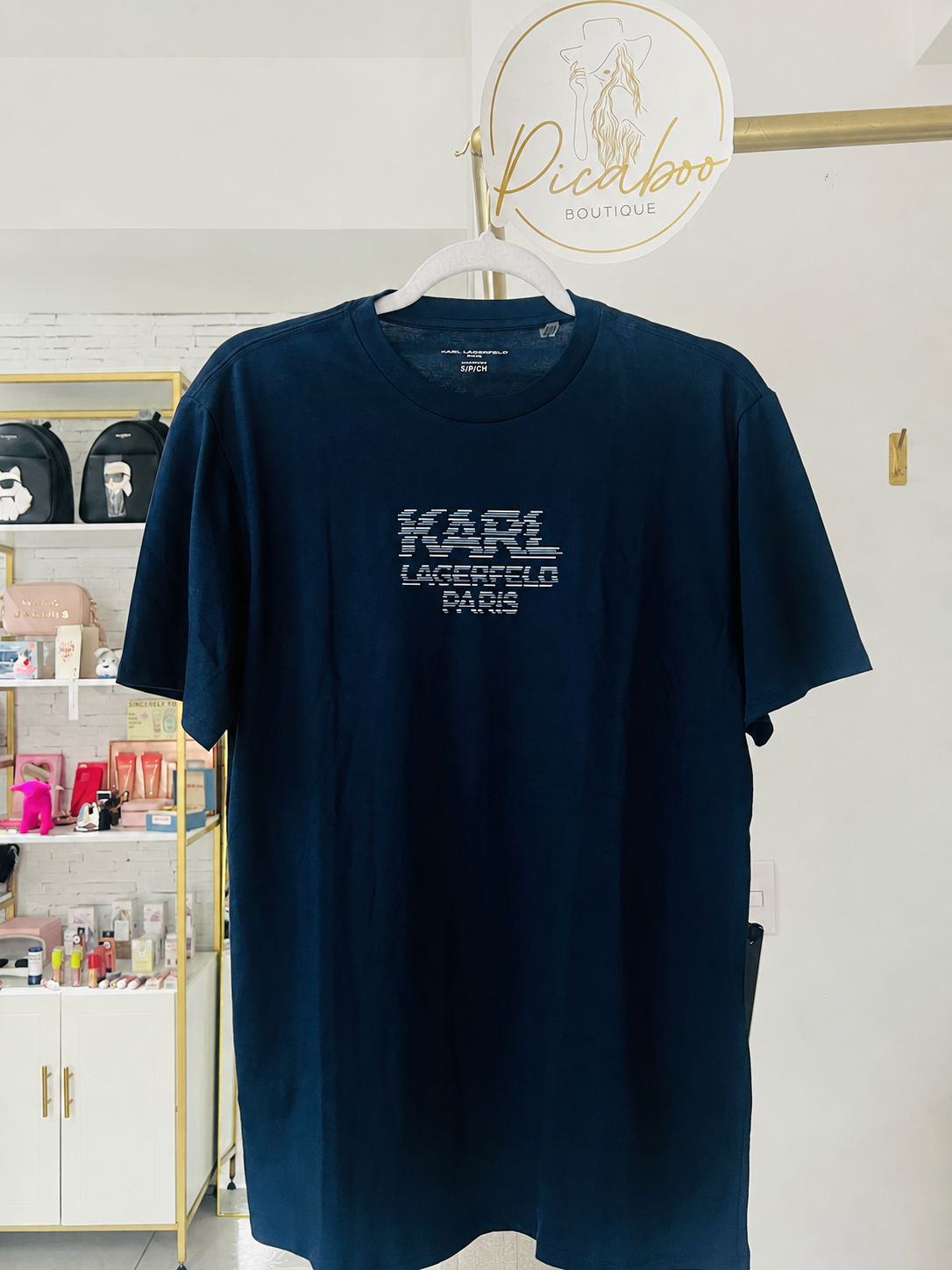Playera Karl Lagerfeld azul marino con logo blanco talla S