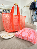 Set Victoria's Secret de bolsa tote y toalla rosa