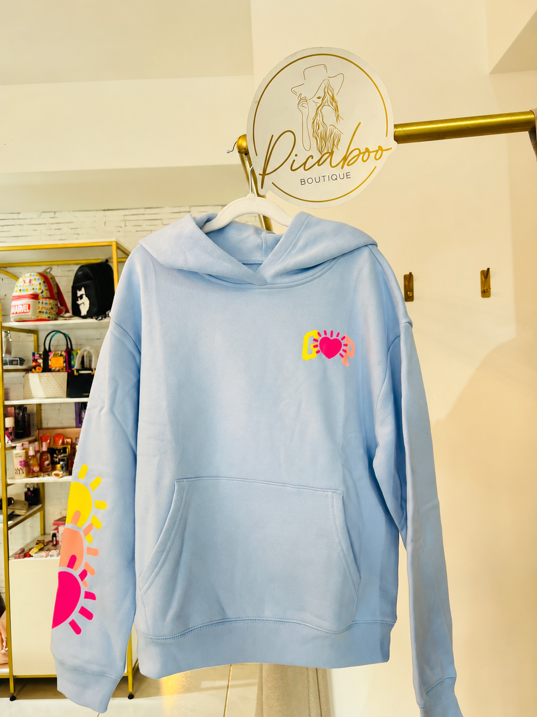 Sudadera GAP azul claro con corazones de colores para niña