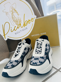 Tenis Michael Kors blancos y azul marino – 7MX